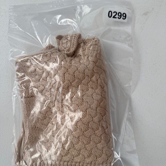 Womens Beige Tan Crochet Knit Crop top chunky preppy boho western sweetheart - Picture 6 of 6